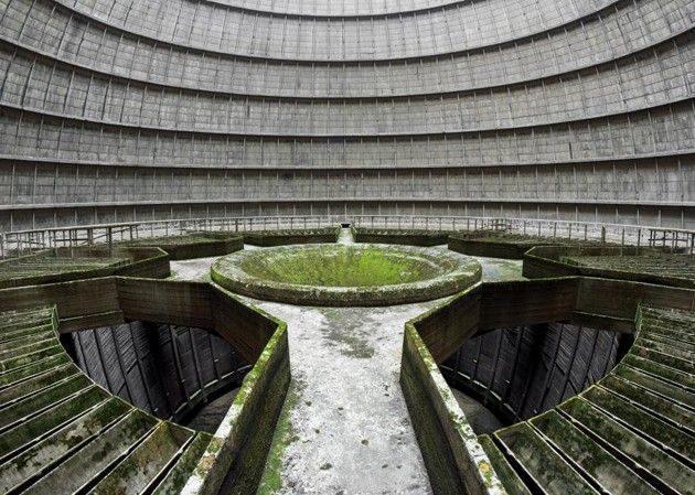 Micropoesía Visual #3: Haz reposar tus palabras central-nuclear-charleroi