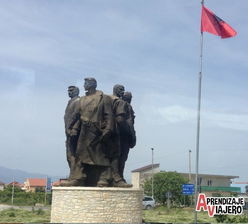 Albania tirana que ver