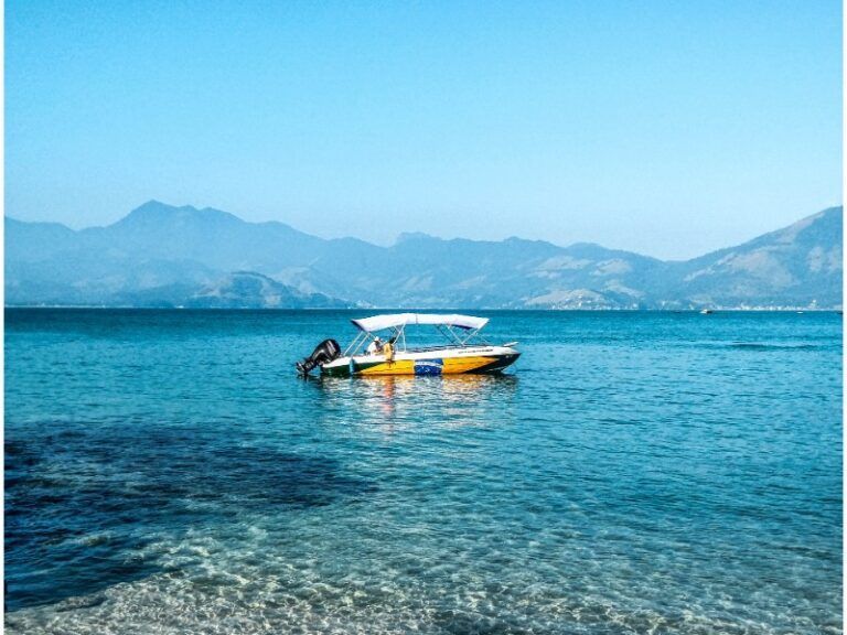 ilha grande adventure