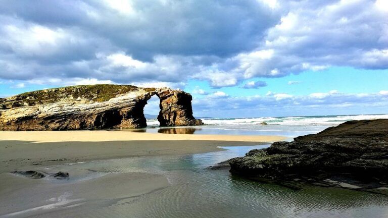 playa de las catedrales fotos