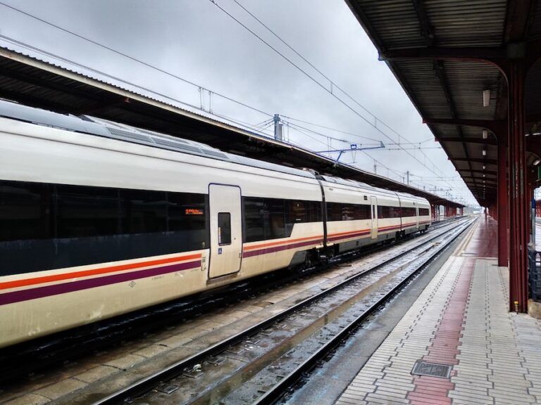 como-ir-de-madrid-a-barcelona-barato-