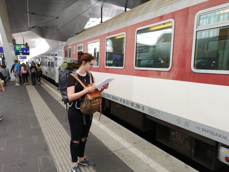 como llegar de viena a bratislava