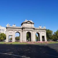 La Puerta de Alcalá: 5 curiosidades del símbolo madrileño puerta de alcala metro