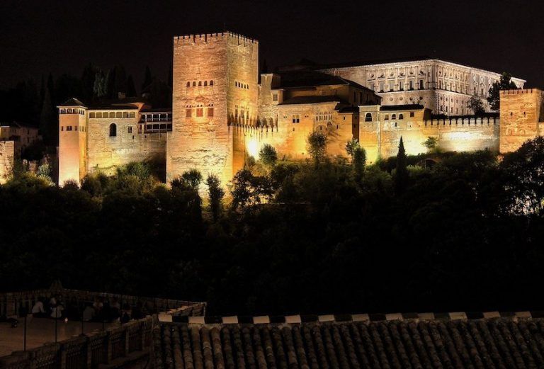 alhambra granada de noche entradas comprar