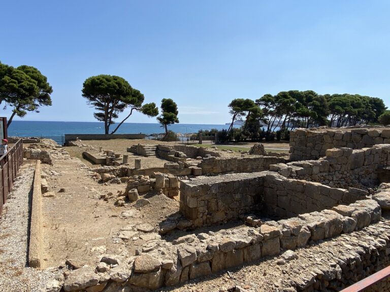 visita las ruinas de Ampurias