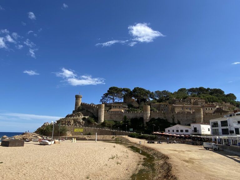 que ver en tossa de mar