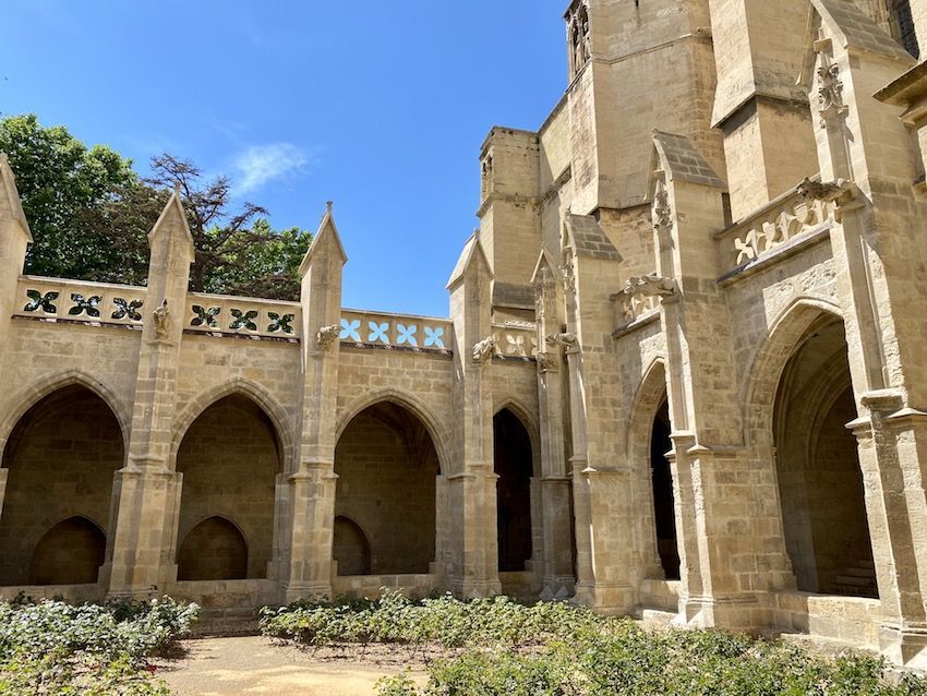 catedral de narbona que ver