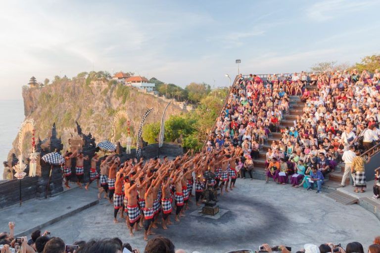 ver danza fuego kecak uluwatu