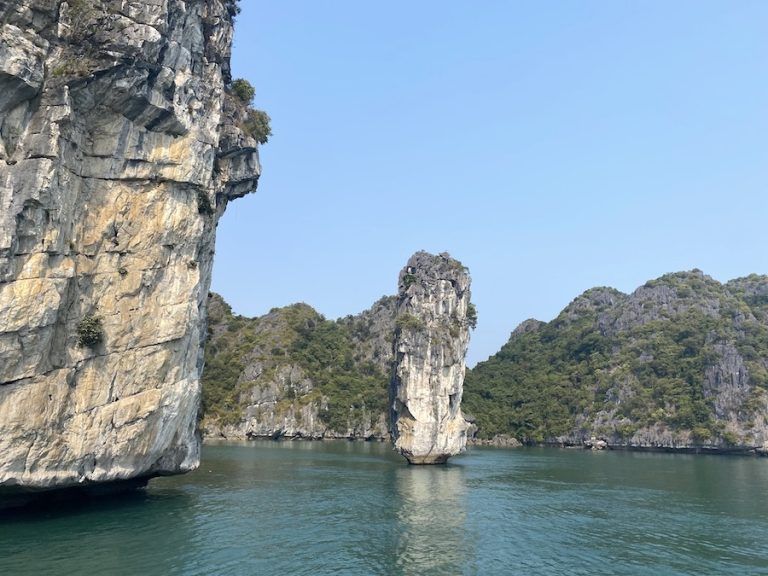 halong bay vietnam