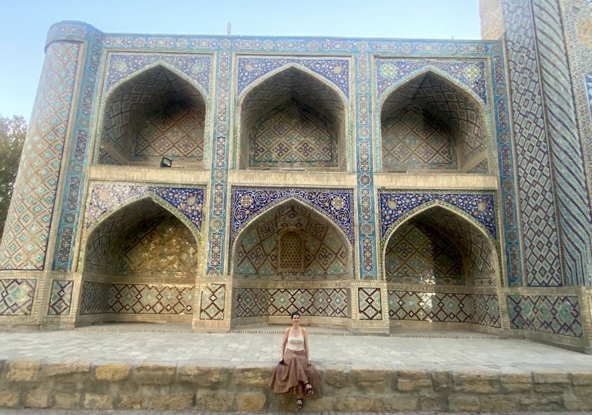 Madrasa Nadir Divan Begi