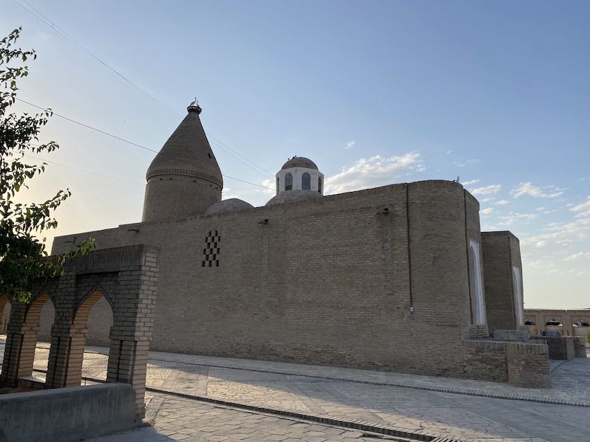 Mausoleo de Chashma Ayub