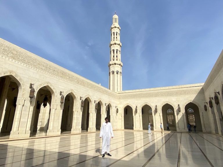 gran_mezquita_sultan_qaboos_mascate