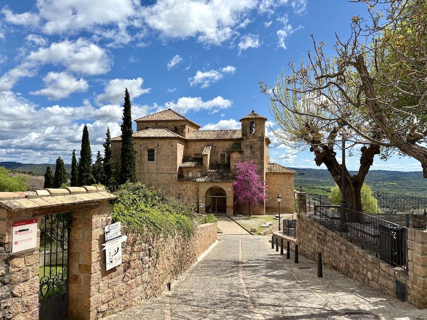 iglesia de san miguel alquezar
