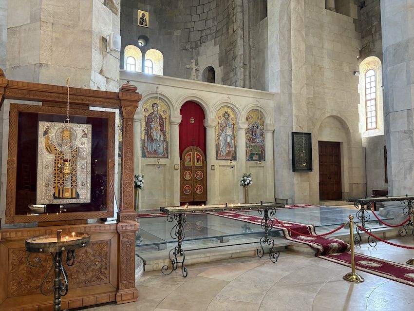 murales catedral kutaisi